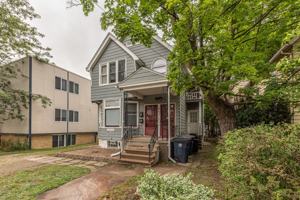 featured image of 807 Lawrence St #2