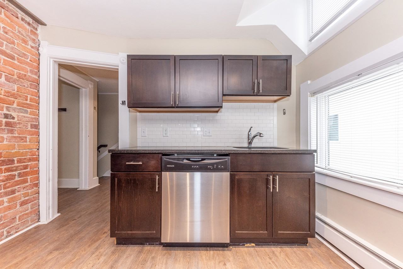 807 Lawrence St #2 - Photo 6 of 30