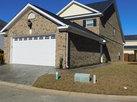 featured image of 1617 Pickford Ln