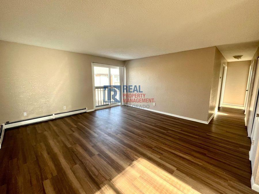 4340 Loomis Avenue #C - Photo 4 of 26