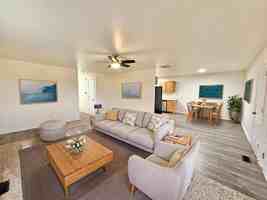 featured image of 632 E Clarion Dr #A