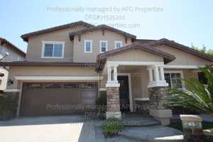 featured image of 1250 N Fairbury Ln