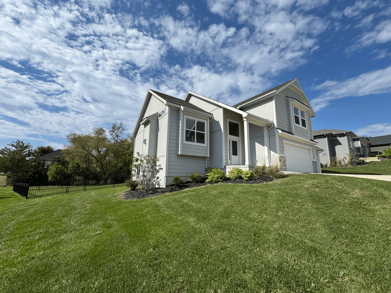 11014 South Millstone Drive - Photo 2 of 41