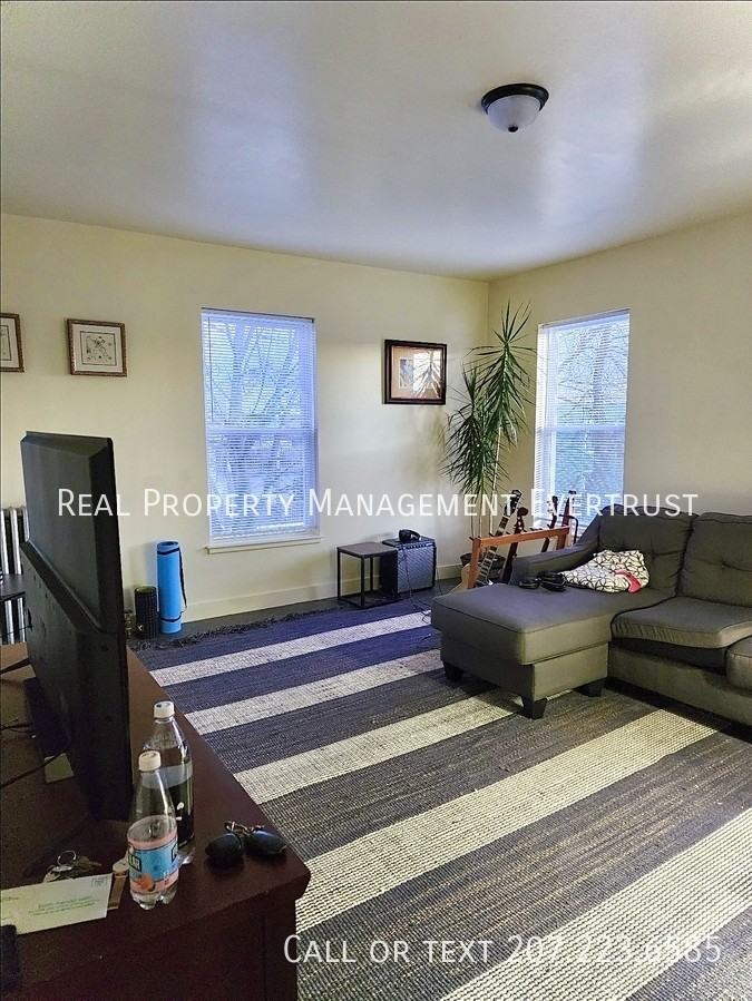 53 Wood Street #6 - Photo 4 of 10