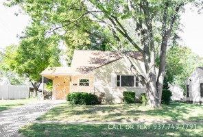 featured image of 2205 Hazel Ave