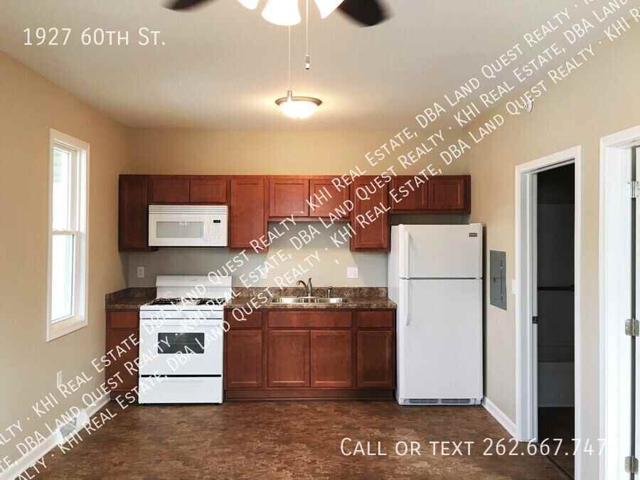 1927 60th St - Photo 4 of 6