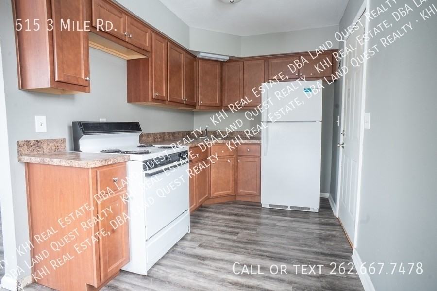 515 3 Mile Rd - Photo 3 of 7