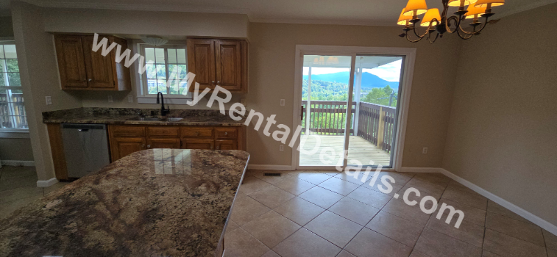 11 Wayside Rd - Photo 5 of 26