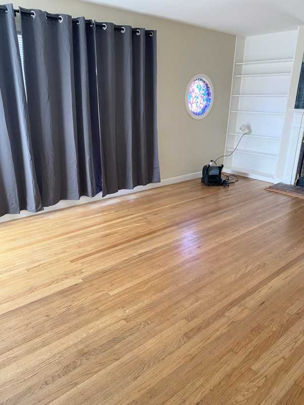 209 Northwood Dr - Photo 3 of 15