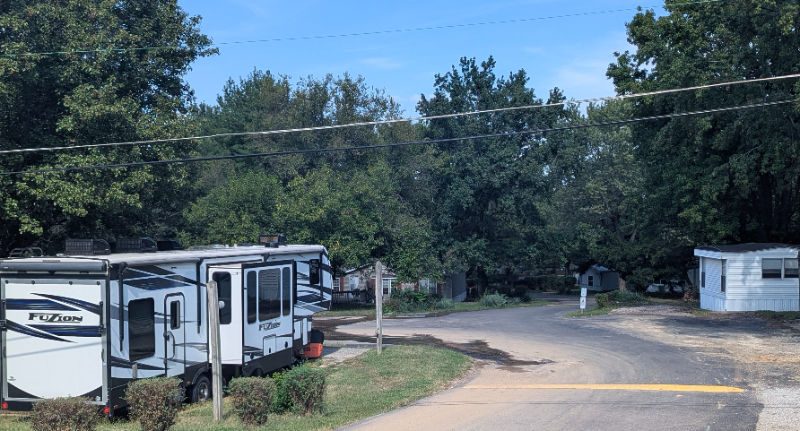 301 N Main St #75 - Photo 3 of 9