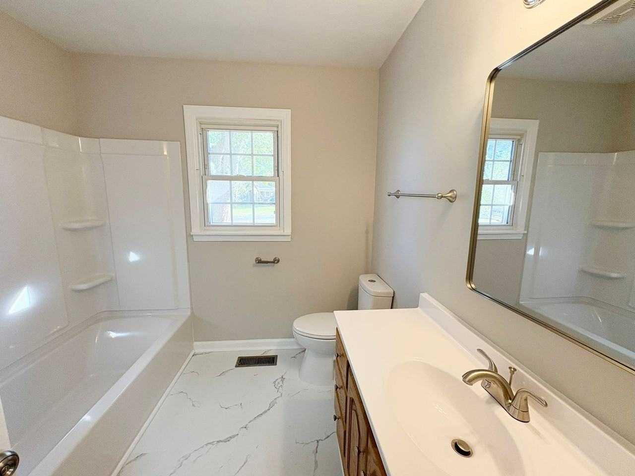 614 Lamb Drive - Photo 3 of 12