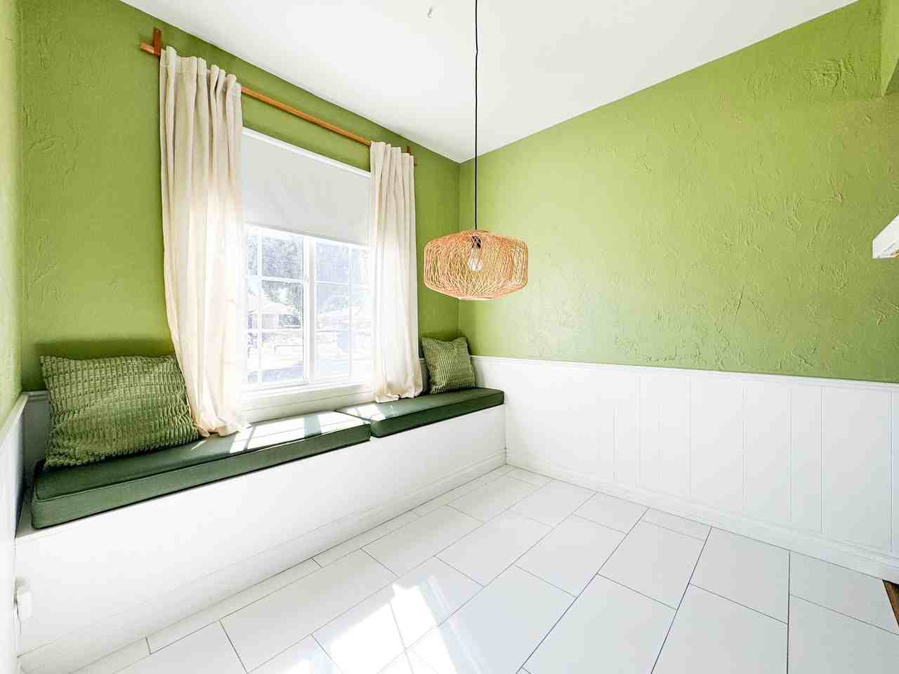 1541 W 215th St - Photo 2 of 18