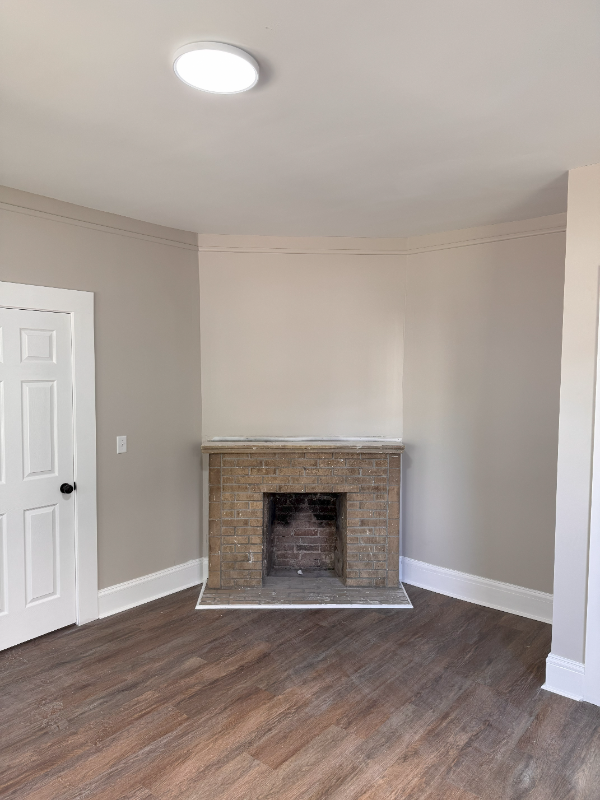 227 N Detroit St - Photo 2 of 17