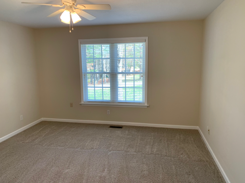 111 Chestnut Ln - Photo 6 of 6