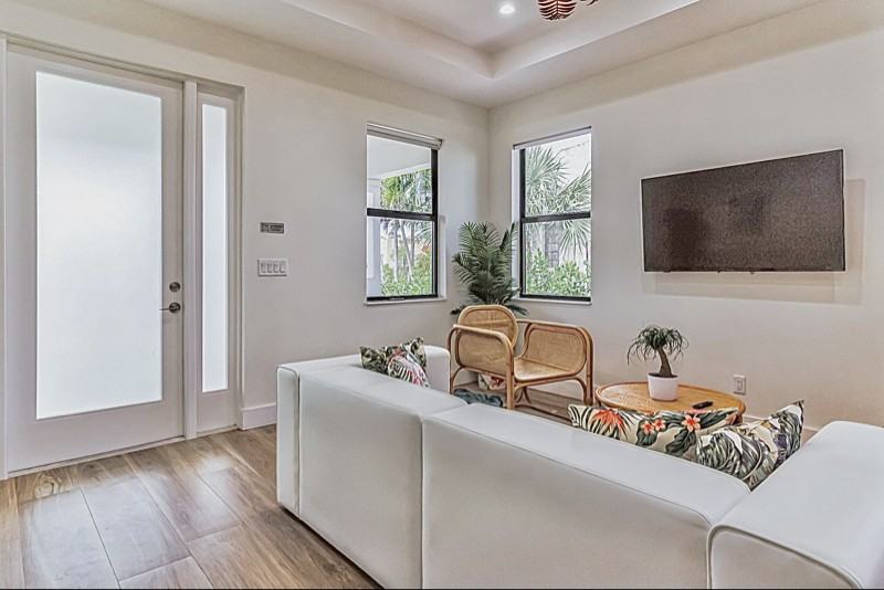 436 Monroe Dr - Photo 6 of 26