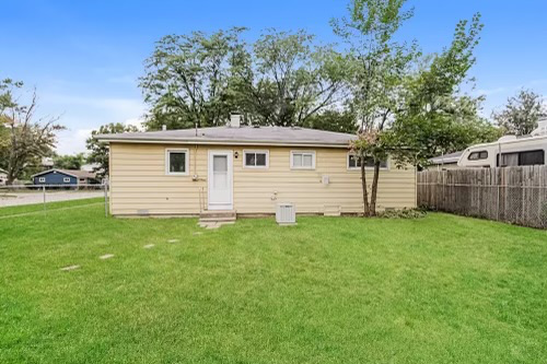 517 N Bierman Ave, Villa Park,Il #517 - Photo 2 of 15