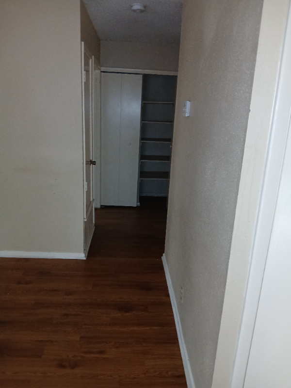 7904 Mallow - Photo 3 of 8