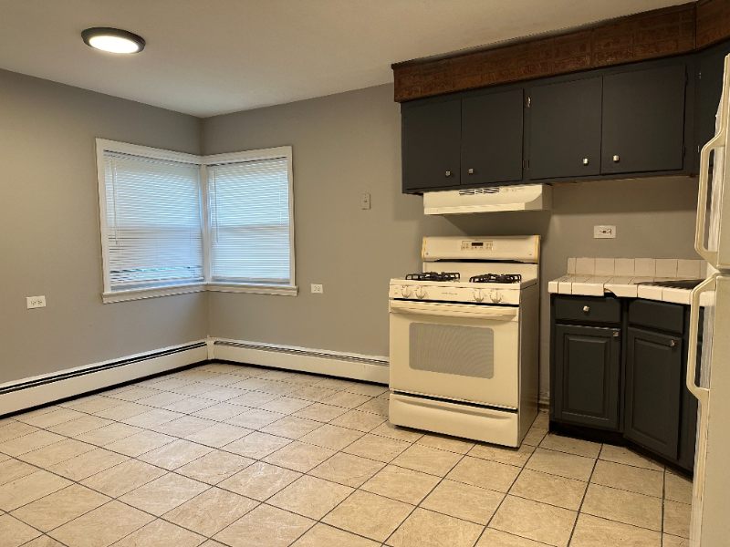 1601 S 58th Ave #BN - Photo 2 of 8