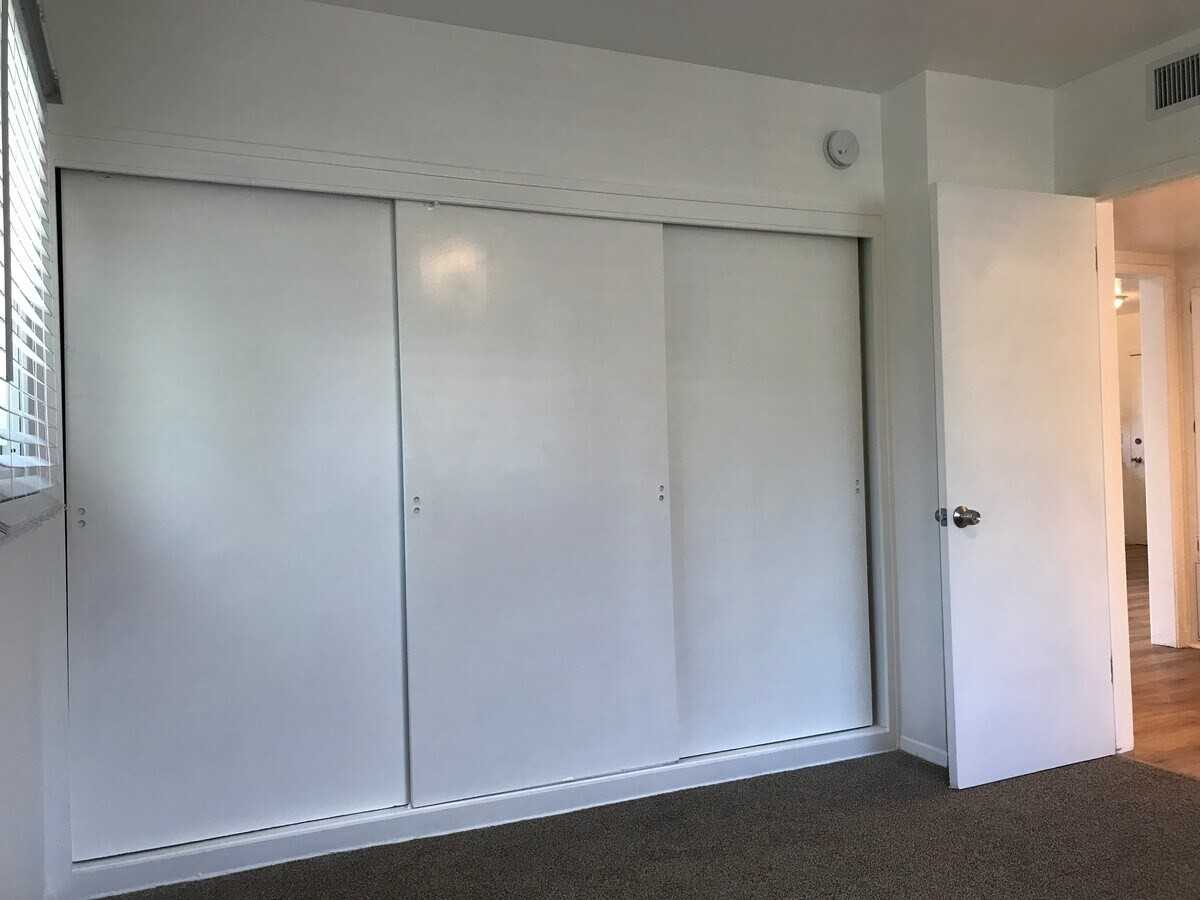 9809 Crenshaw Boulevard #3 - Photo 4 of 12