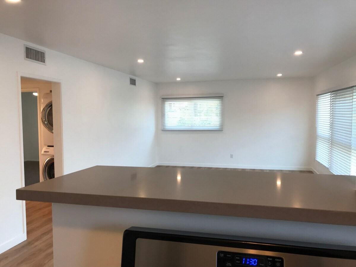 9809 Crenshaw Boulevard #3 - Photo 7 of 12