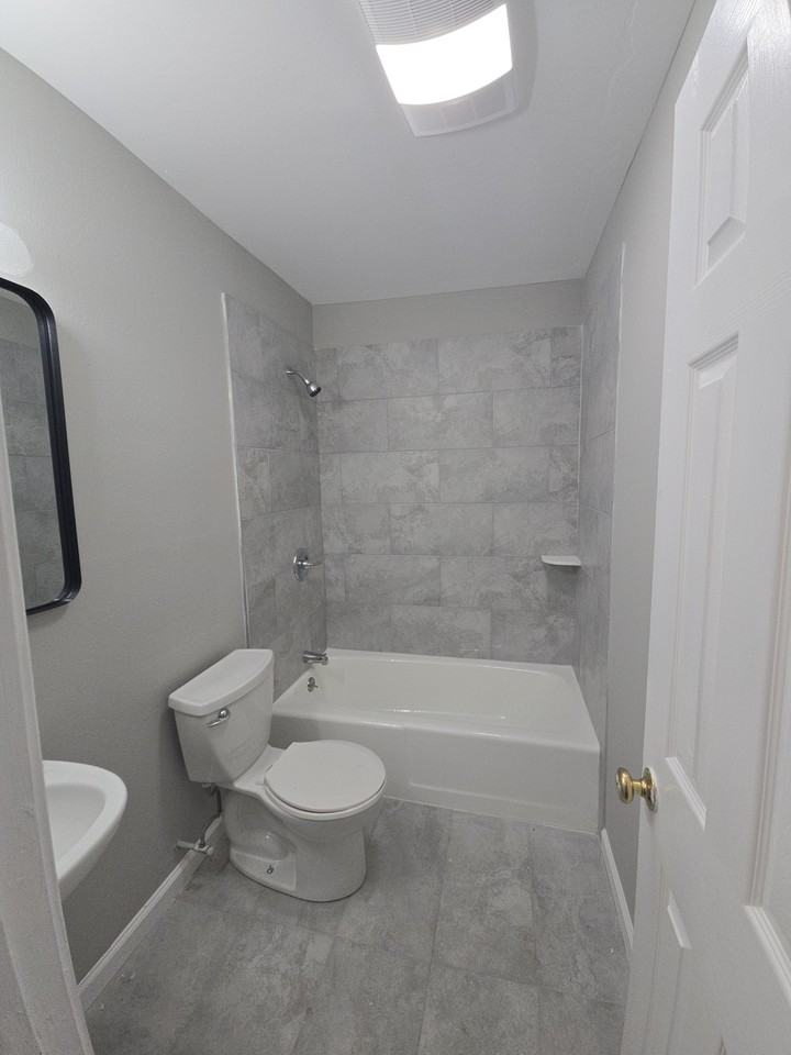 2833 Stacie Dr #2833 - Photo 7 of 14