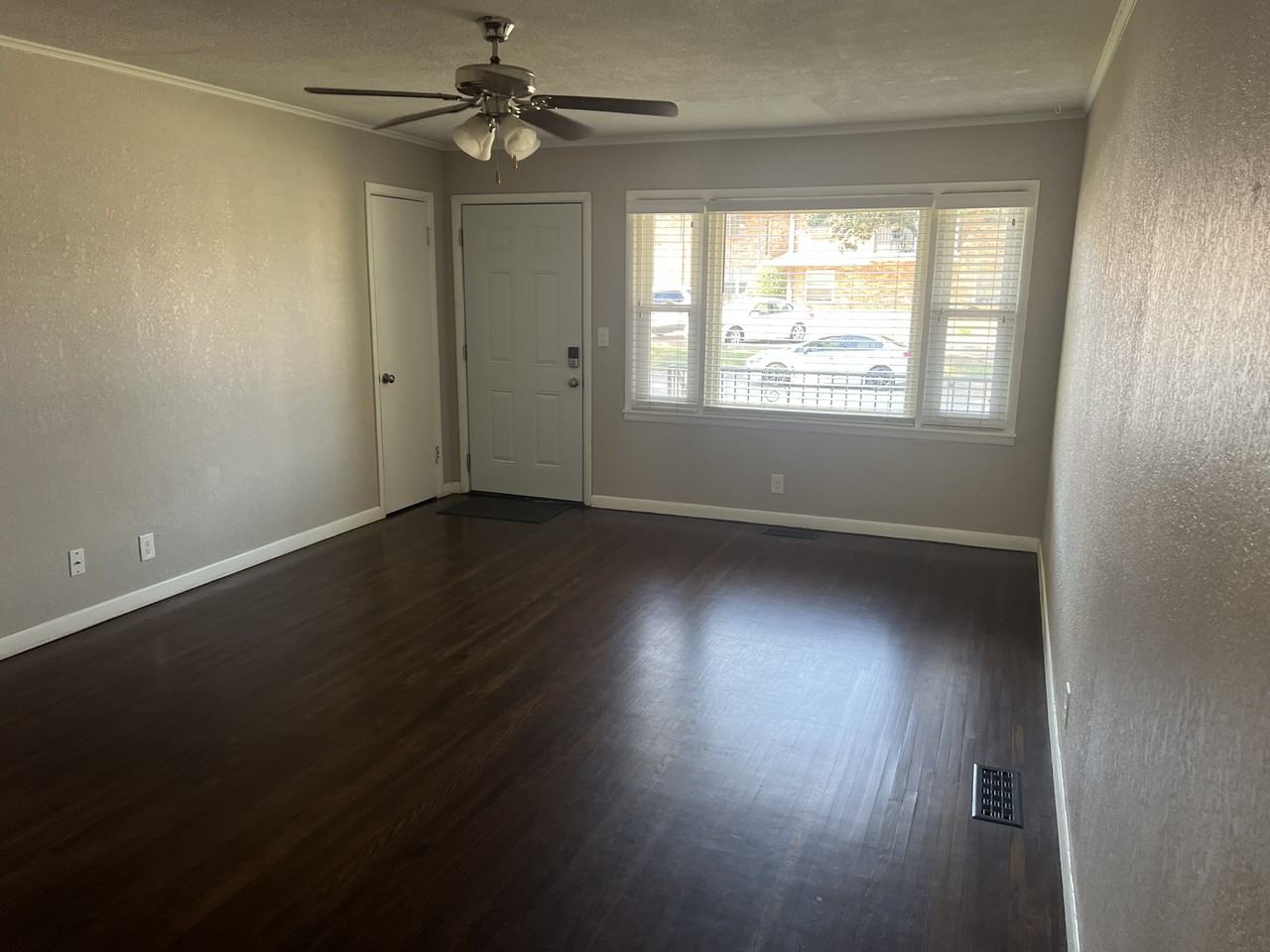 3839 S Cincinnati Ave #NA - Photo 4 of 19