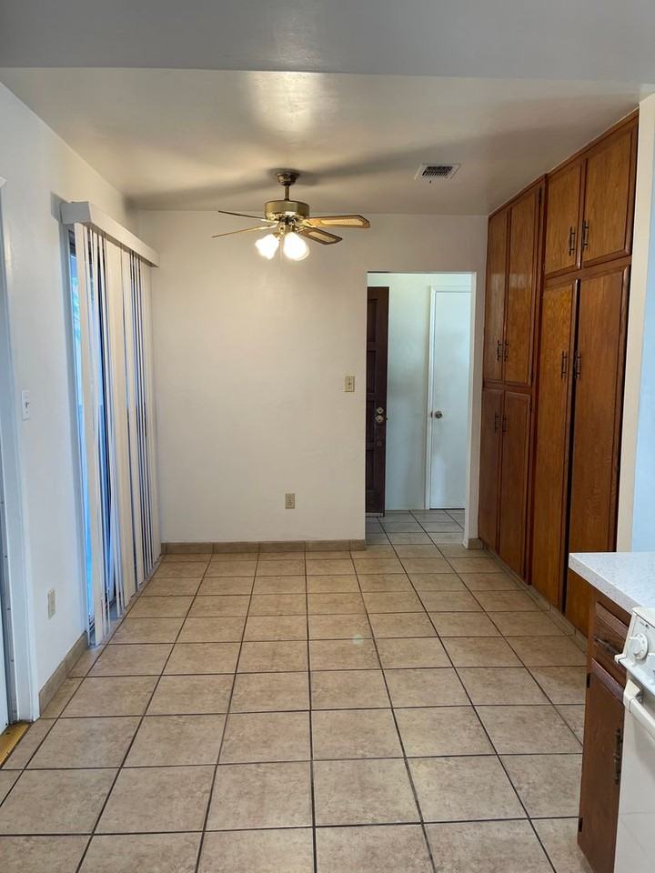 8924 Ponderosa Ave - Photo 6 of 22