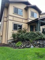 featured image of 220 Grant St