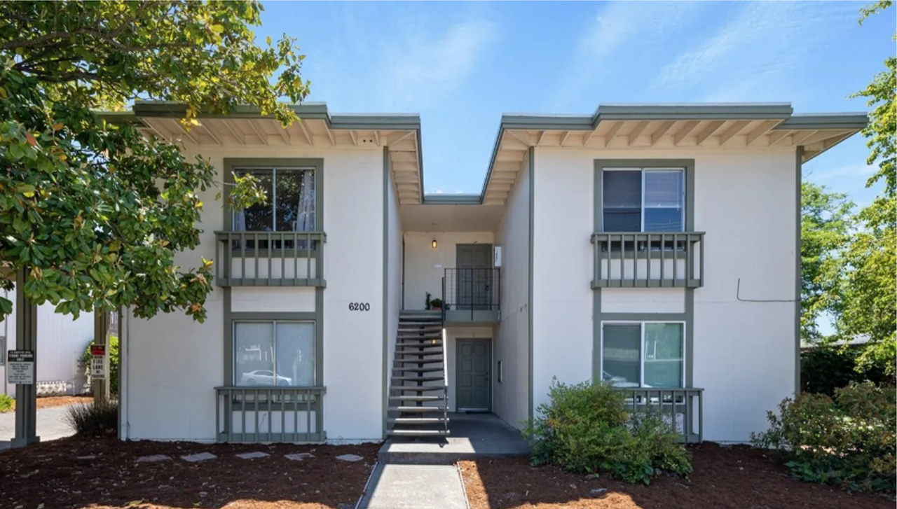 Genaro Mendoza Montecito Blvd.(Building 6200) - Photo 6 of 6