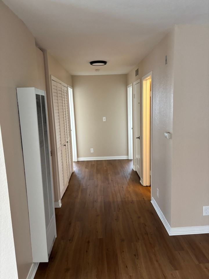 Cedar Glen Apts - Photo 2 of 13