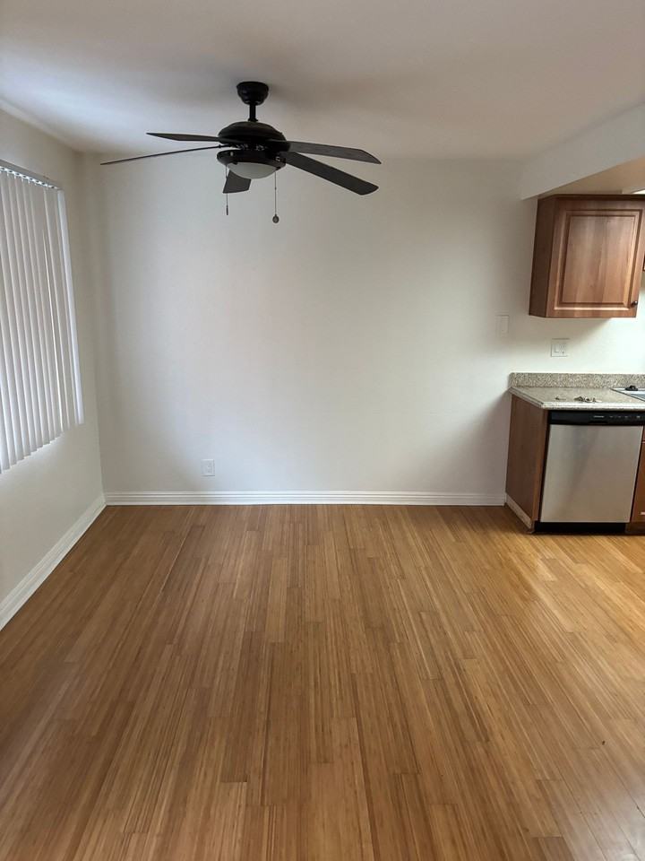 Cedar Glen Apts - Photo 7 of 13