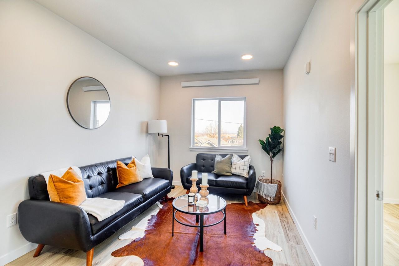 709 E 34Th St Apartments - Photo 6 of 24