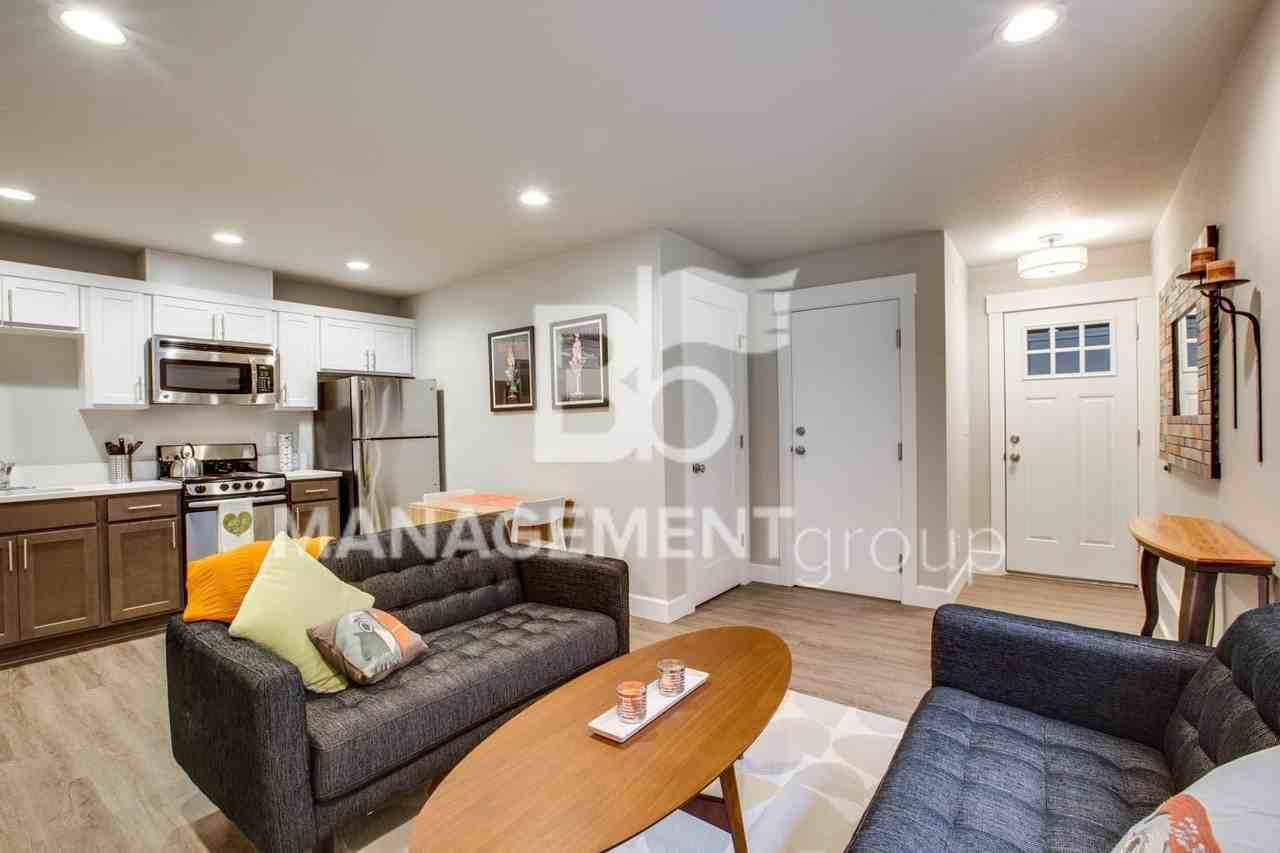 3605 Ne 14th Ave #B - Photo 2 of 15