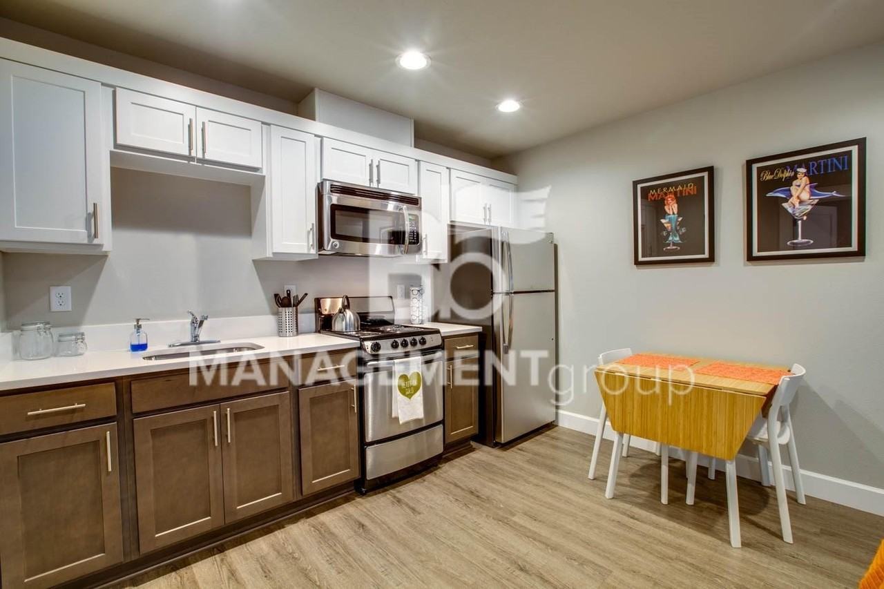 3605 Ne 14th Ave #B - Photo 6 of 15