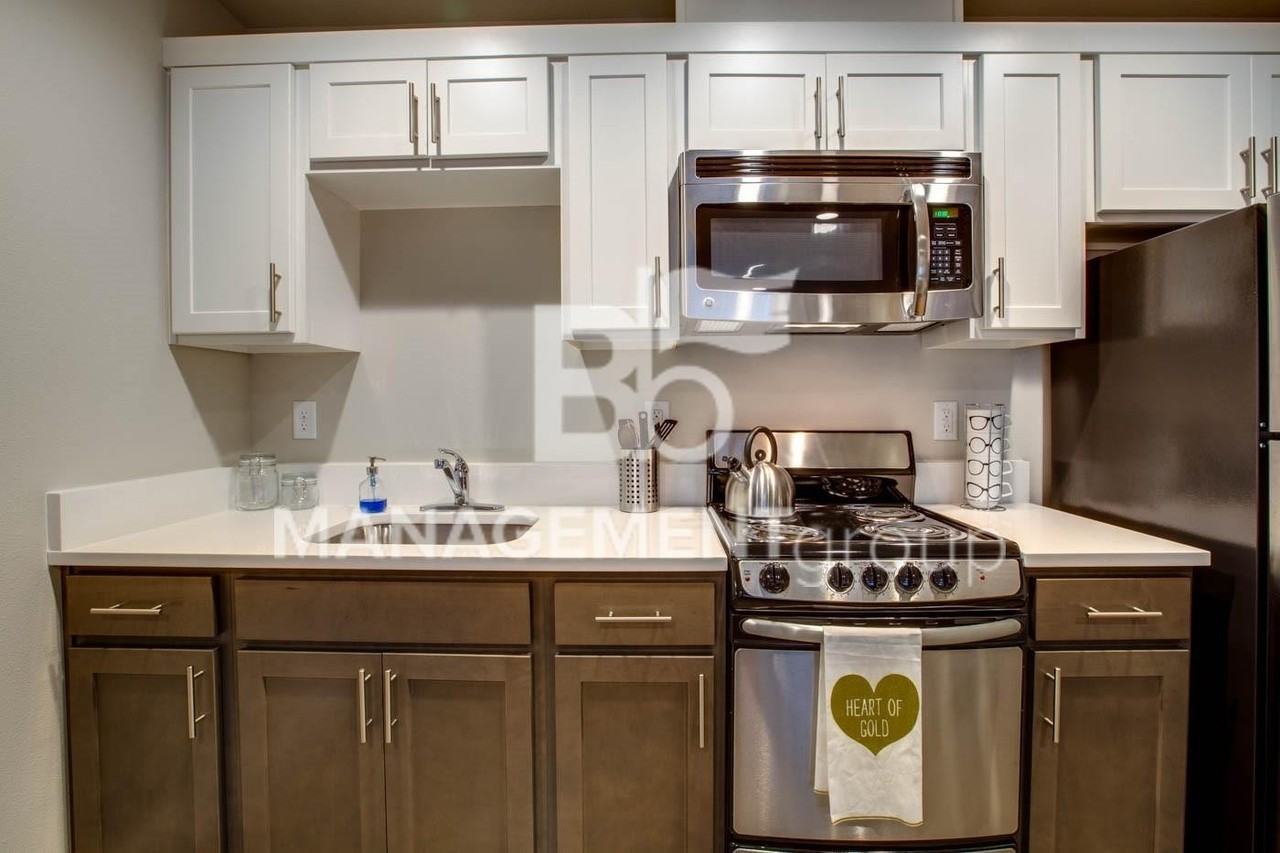 3605 Ne 14th Ave #B - Photo 7 of 15