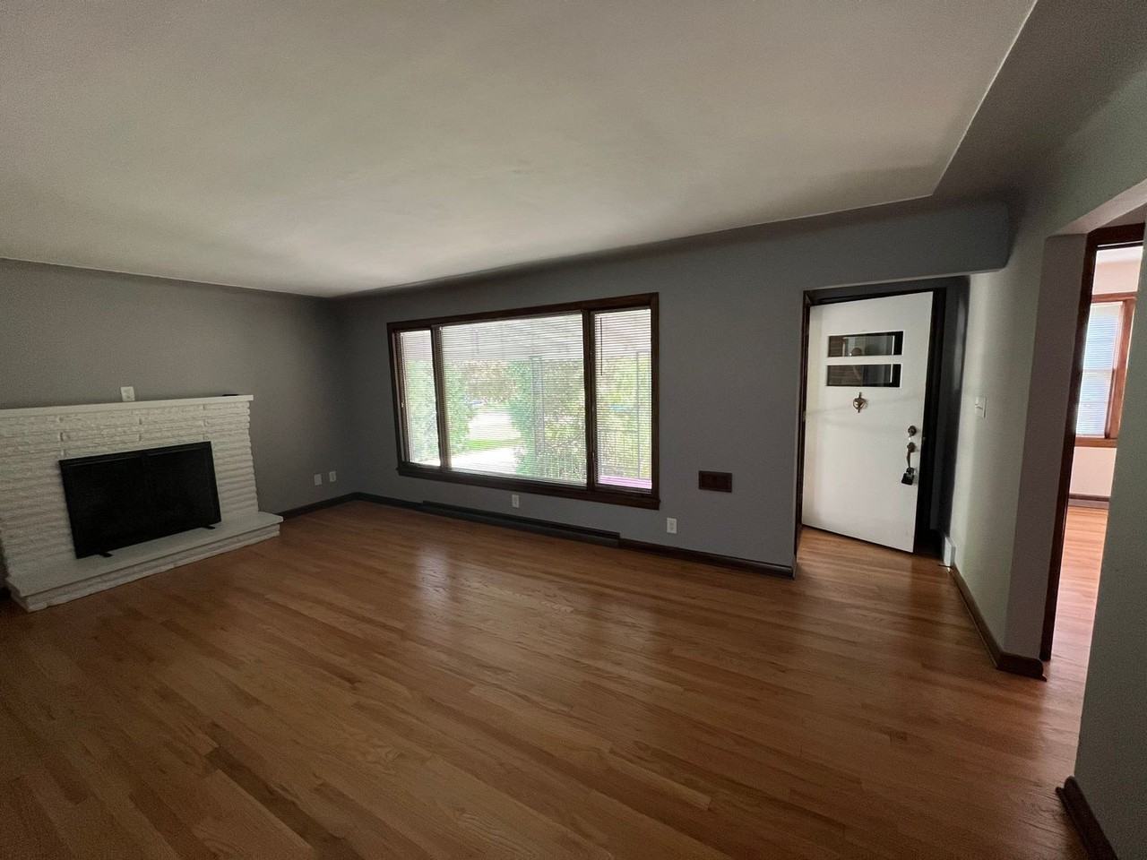 6520 Diana Drive - Photo 2 of 28