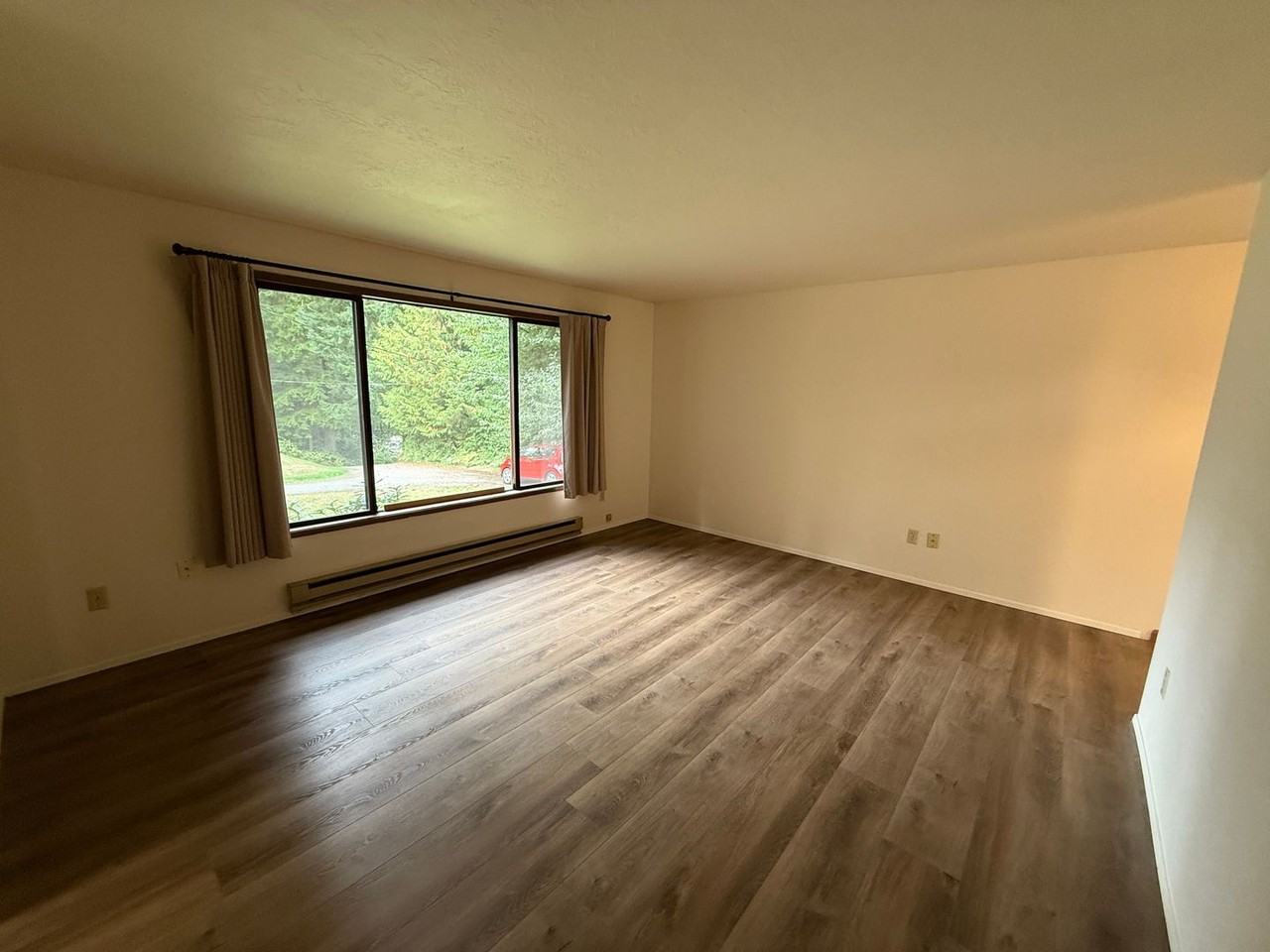 8440 Bethel Burley Rd Se - Photo 3 of 20