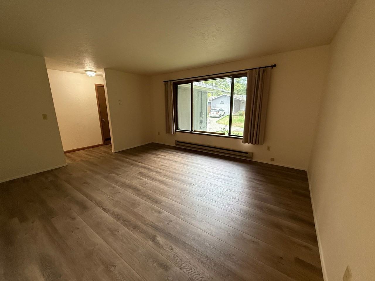 8440 Bethel Burley Rd Se - Photo 4 of 20