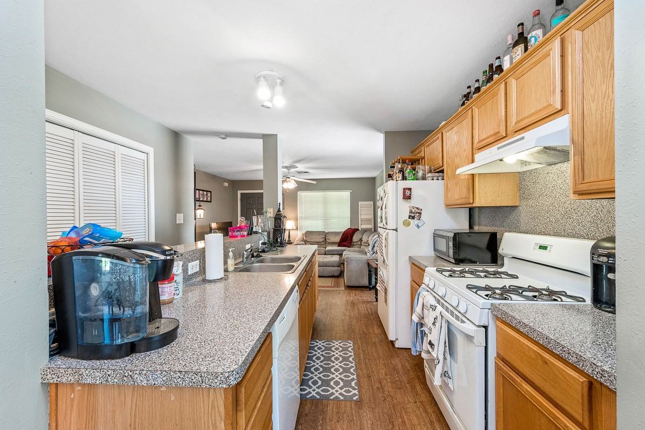 2413 Pintail Loop - Photo 7 of 15