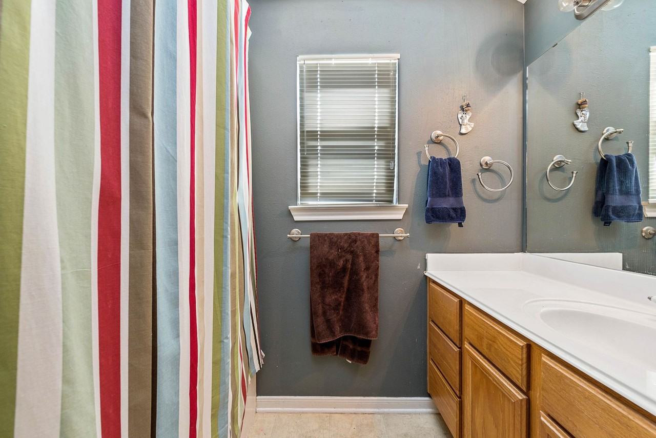 2413 Pintail Loop - Photo 4 of 15