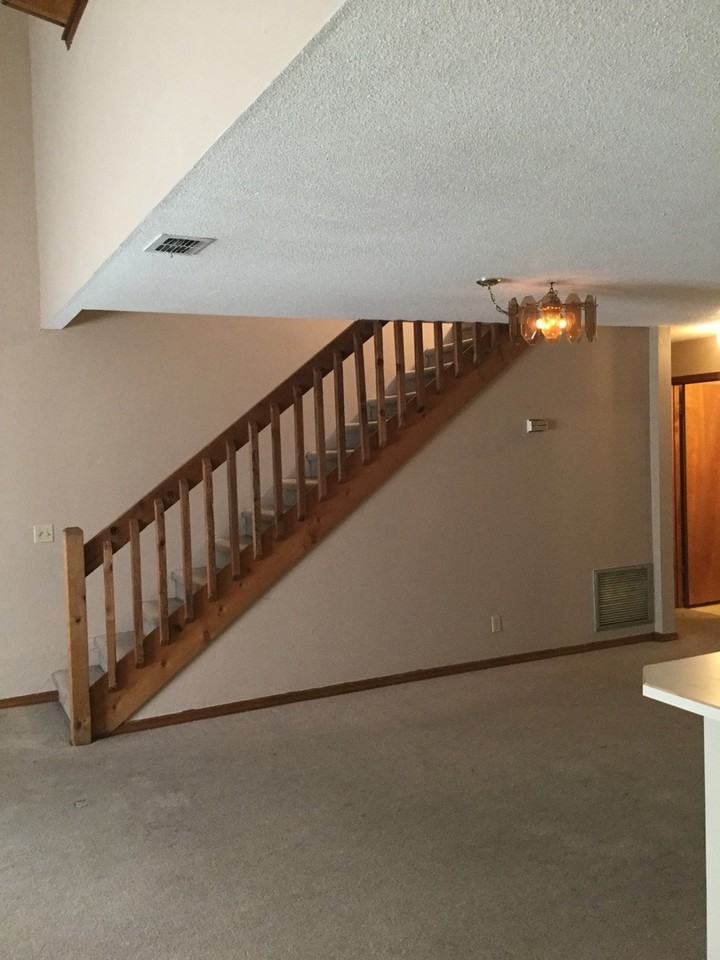 1576 Megan Bay Cir - Photo 3 of 6