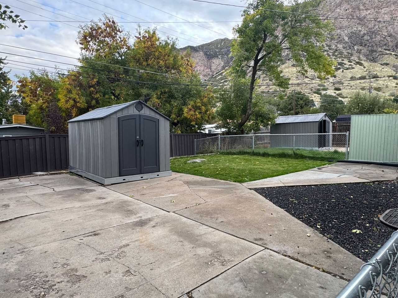 1120 Vitt Drive - Photo 4 of 17