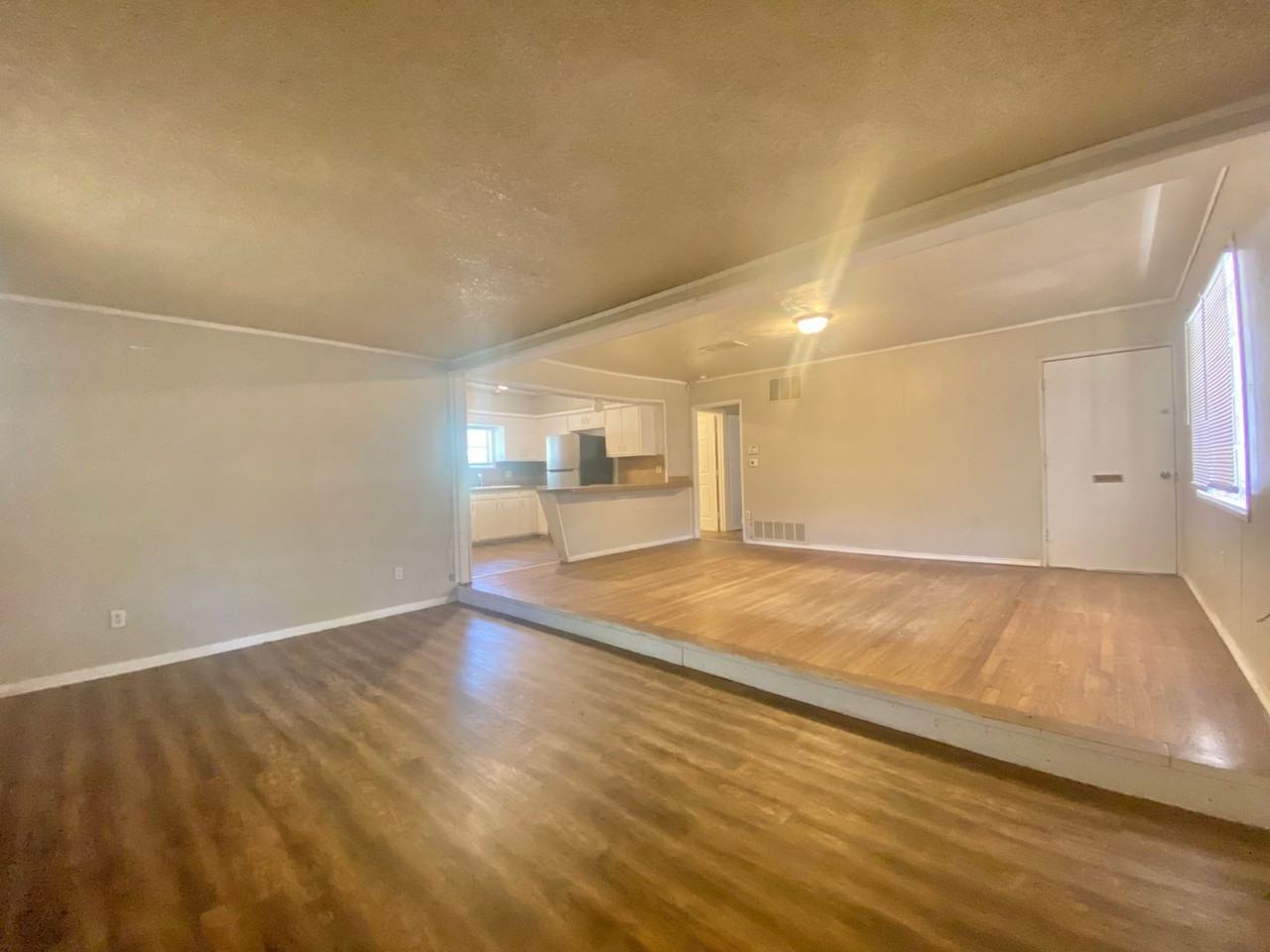 3614 31st St - Photo 3 of 12