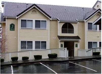 3809 131st Ln Se #J6 - Photo 2 of 12