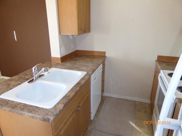 3809 131st Ln Se #J6 - Photo 7 of 12