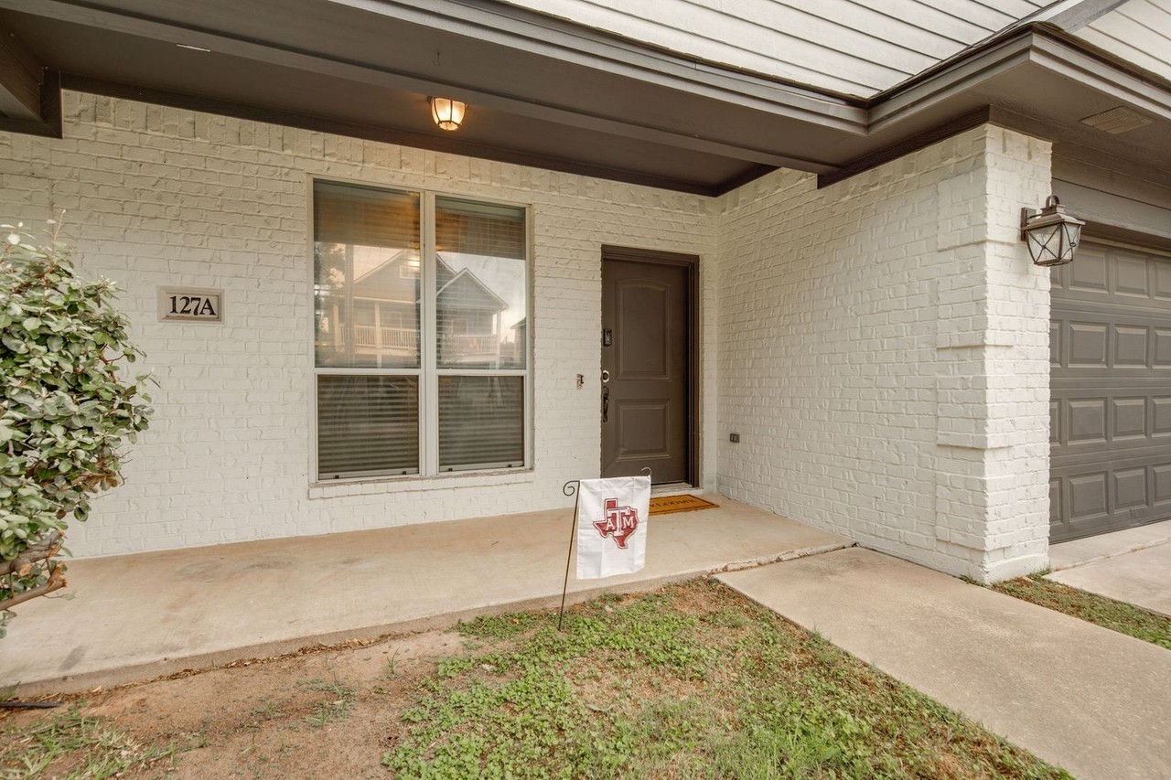 127A Richards St - Photo 4 of 18