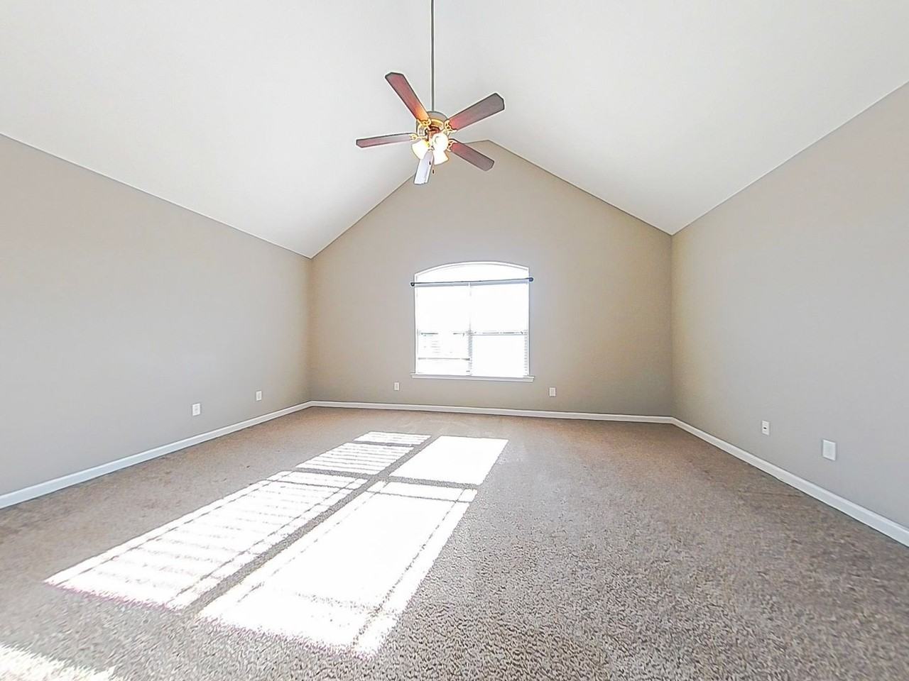 233 Asa Way - Photo 4 of 23