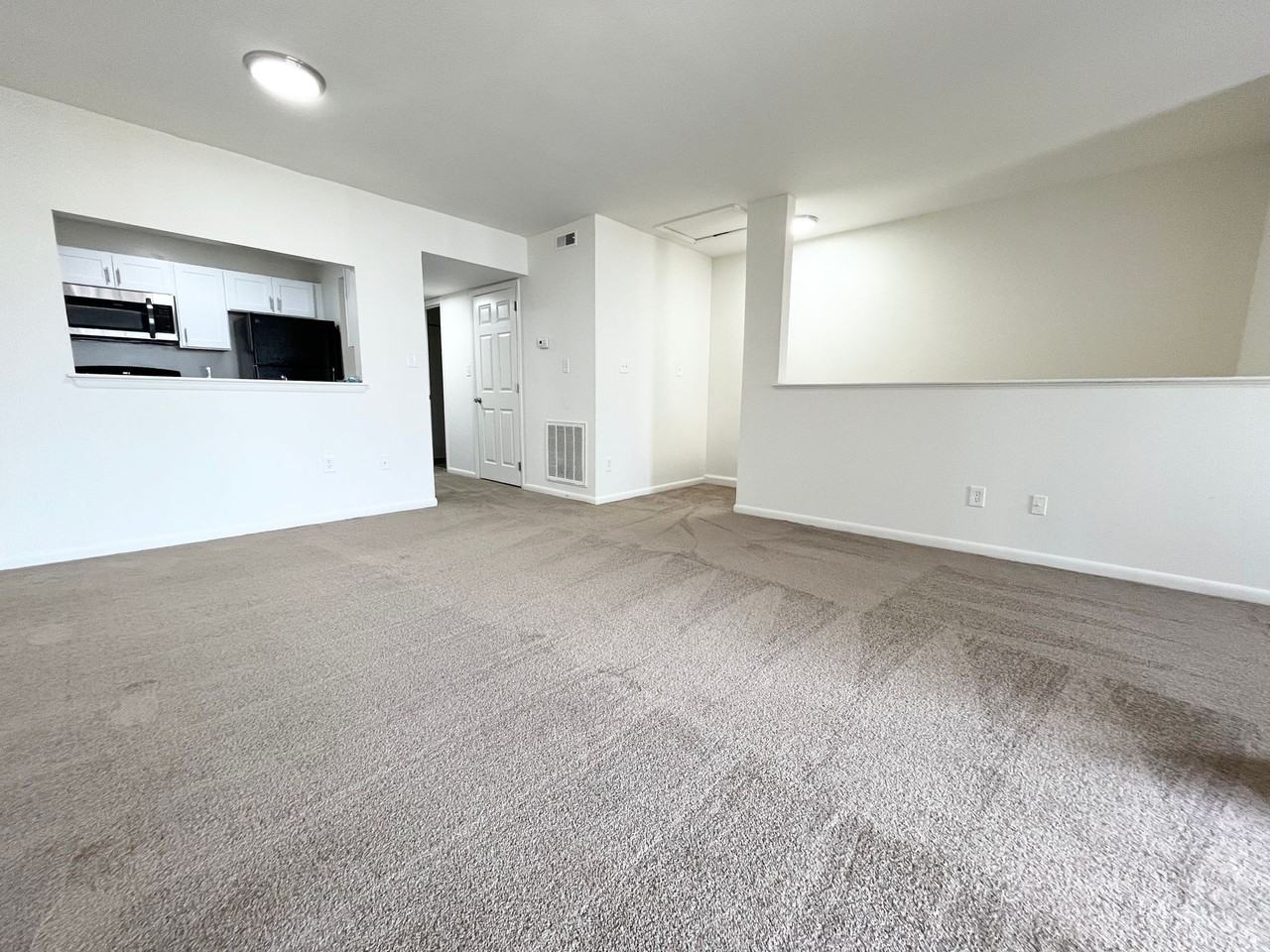Collinwood Square - Photo 6 of 48