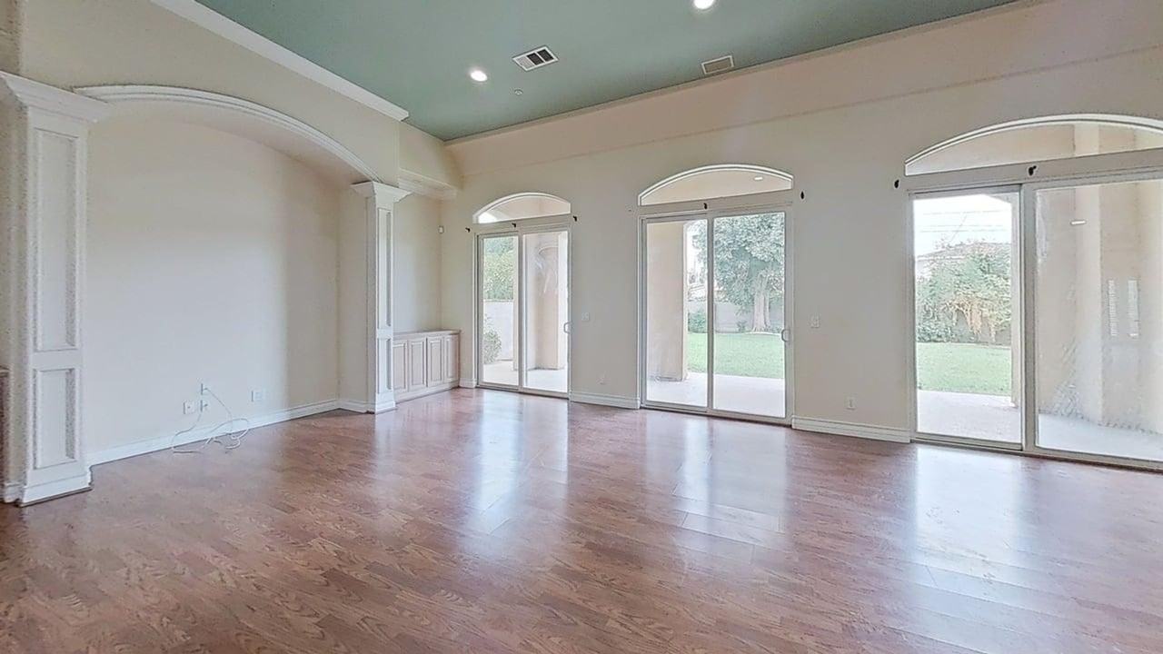2716 Caroline Way - Photo 6 of 31