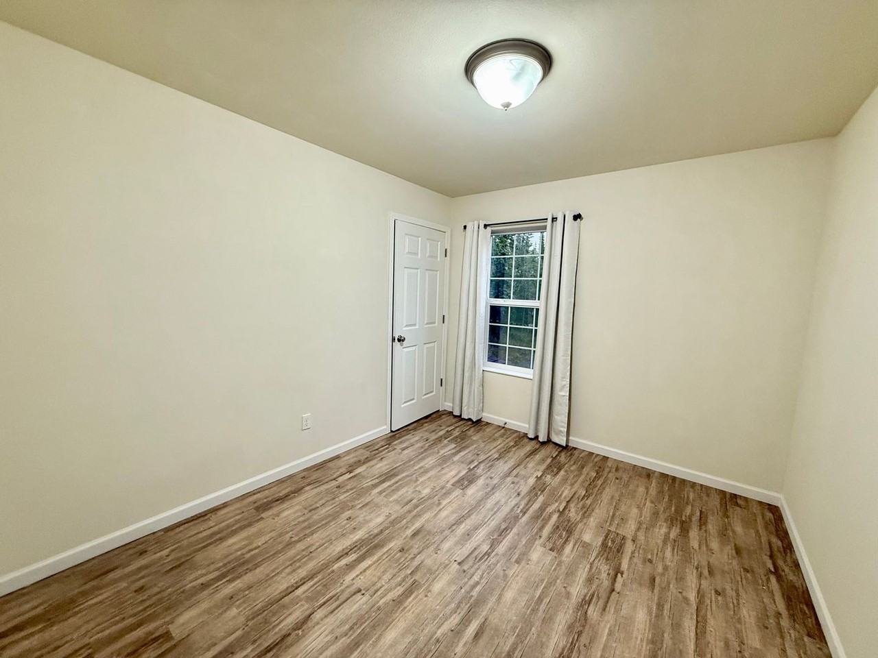 520 Ames Road - Photo 5 of 14